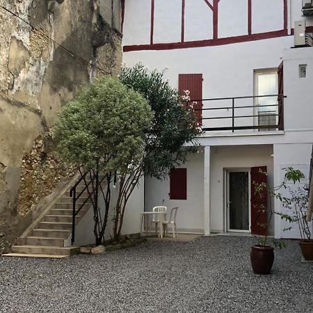 Hotel Des Arceaux Saint-Sever  Екстер'єр фото