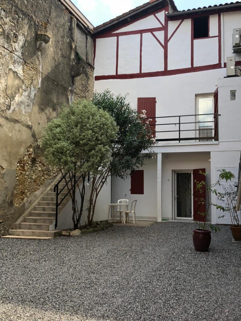 Hotel Des Arceaux Saint-Sever  Екстер'єр фото